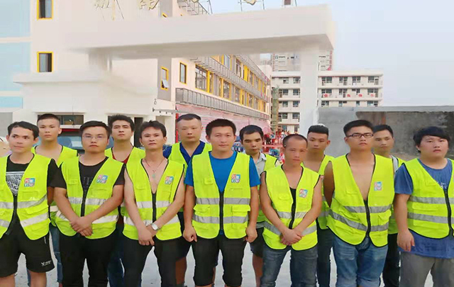 萬家燈火順利完成新南小學校區(qū)搬遷項目