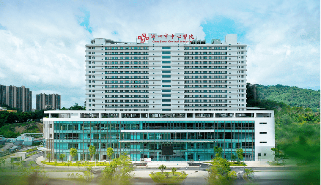 萬(wàn)家燈火搬家公司成功中標(biāo)潮州中心醫(yī)院搬遷項(xiàng)目，展現(xiàn)行業(yè)領(lǐng)軍實(shí)力