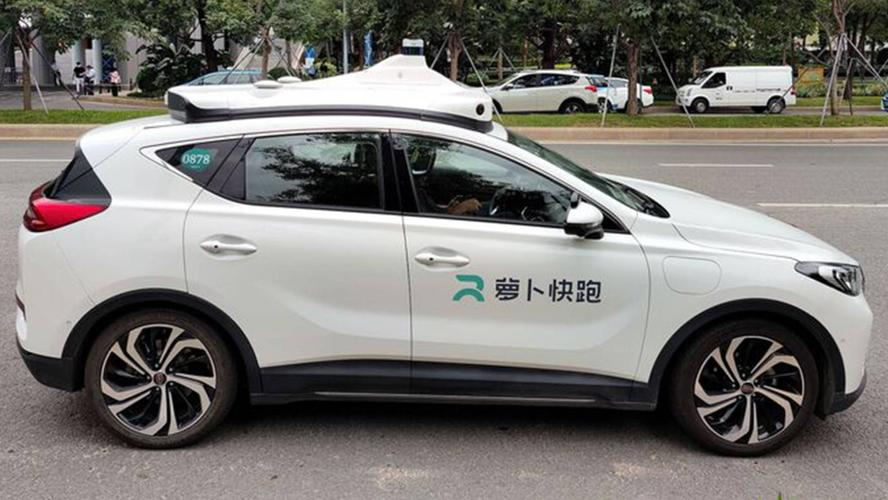 從蘿卜快跑無(wú)人駕駛出租車(chē)到機(jī)器人進(jìn)入搬家公司仍遙遠(yuǎn)